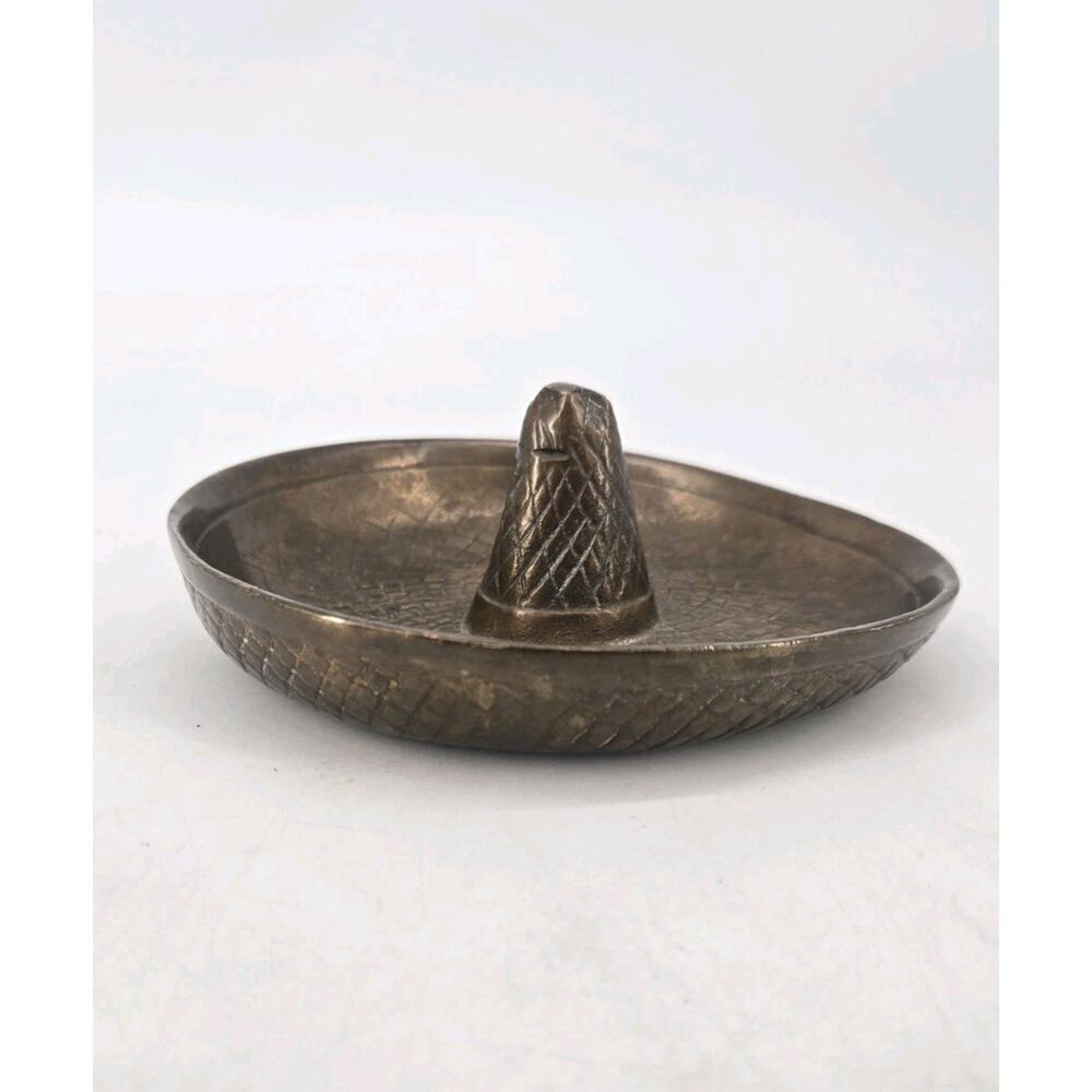 Vtg 1946 Russwood Sombrero Solid Cast Bronze Trinket Dish Jewelry Holder 5" - Picture 2 of 13